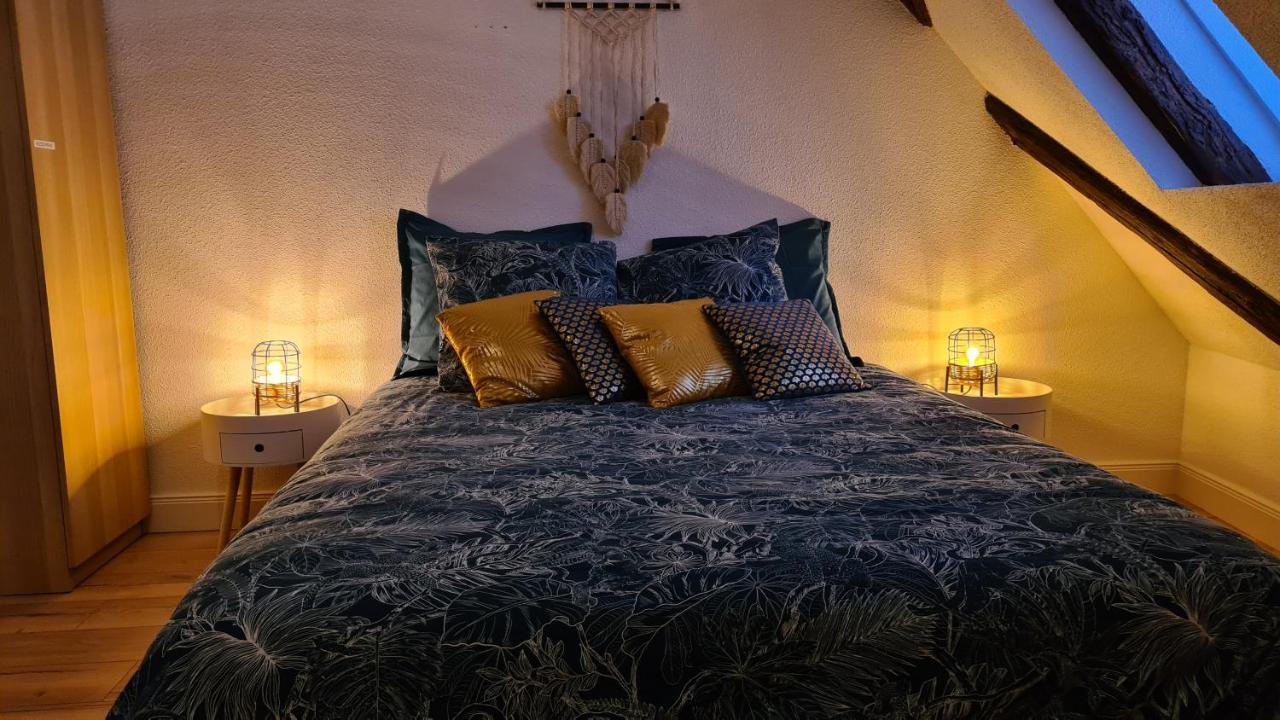 Duplex Centre - Le Marche Appartement